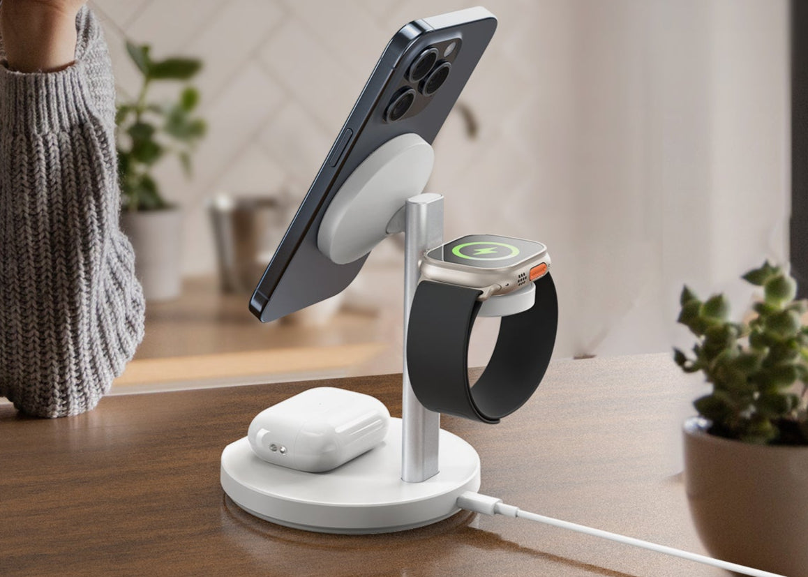 Esoulk 3-IN-1 Magnetic Wireless Fast Charger Stand | Multiple Charging Placement Methods