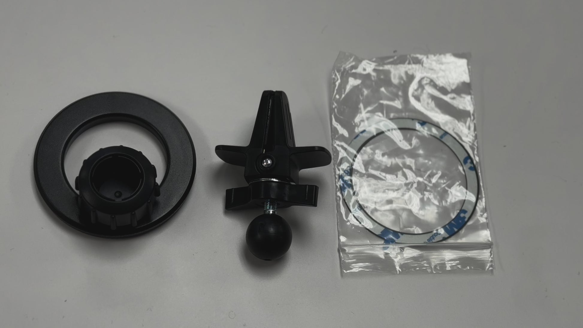 Esoulk Air Vent Magnetic Car Holder for iPhone models and Android devices.